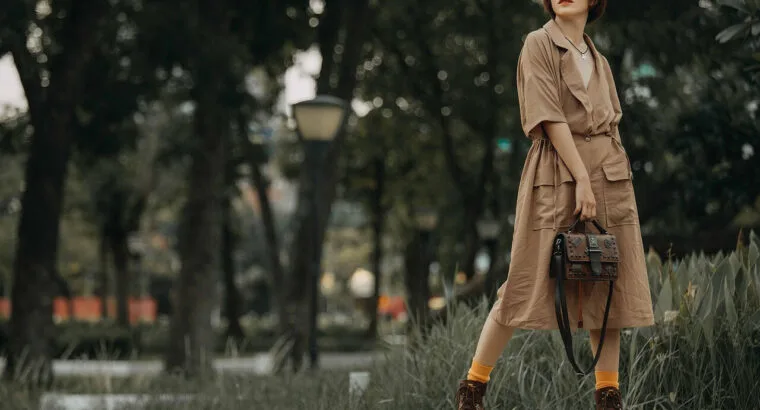 Elegant Women’s Designer Handbags – Up to 50% Off!